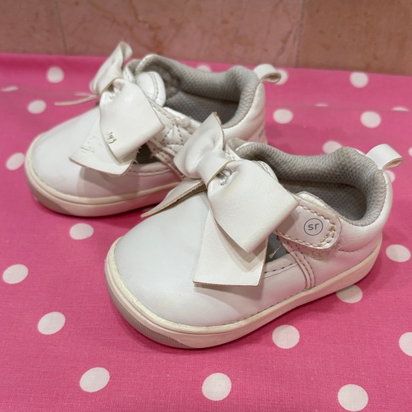 Stride Ride Baby Bow Velcro Kamila T Strap Shoes for Girls - White - Picture 2 of 11